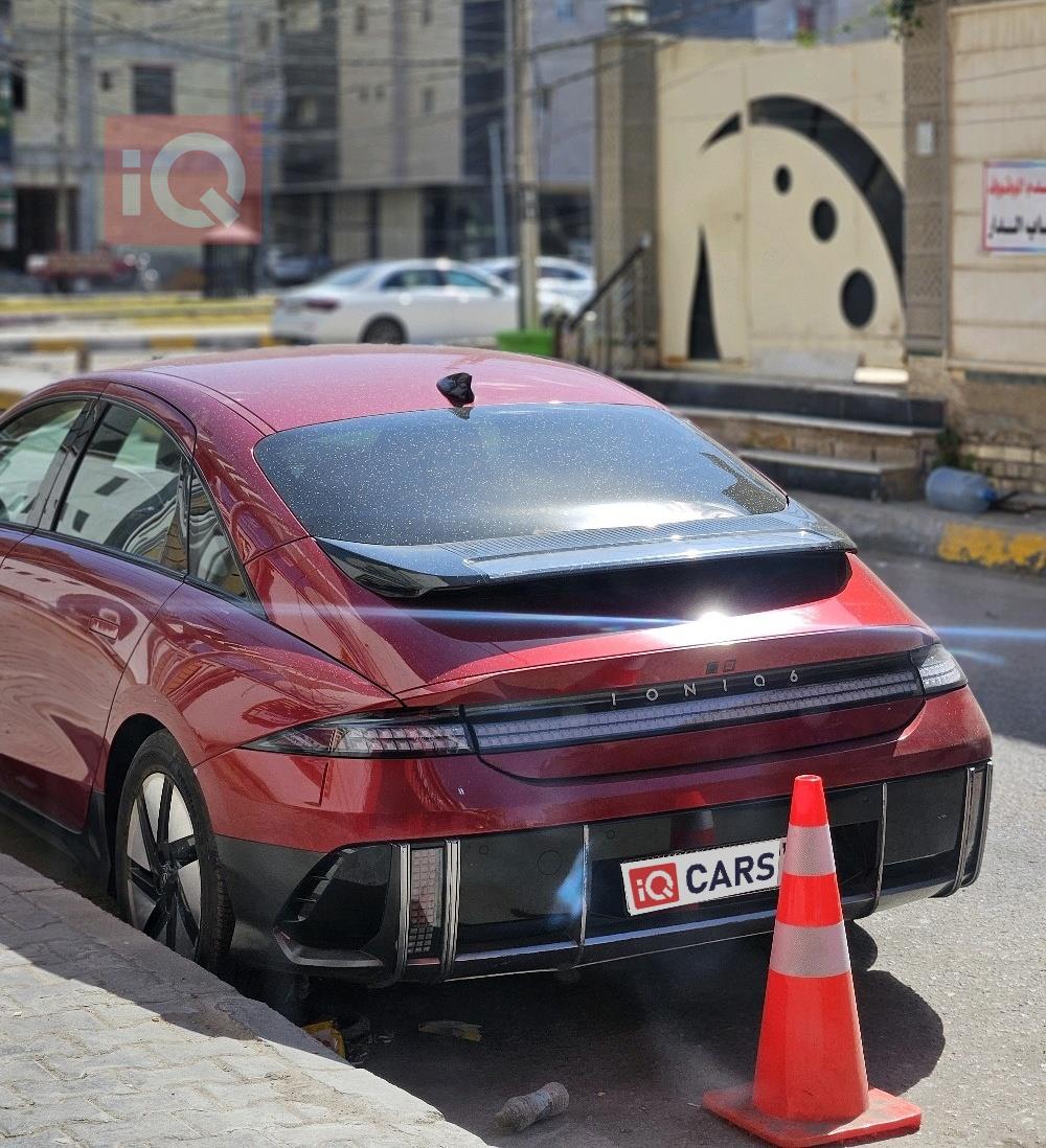 هيونداي أيونيك 6